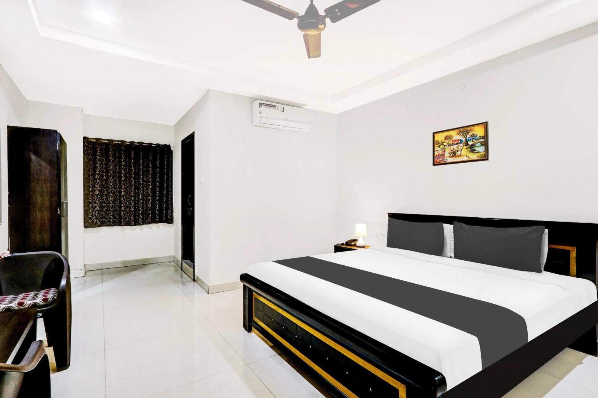 Super Townhouse Daba Garden Road Visakhapatnam Exterior foto