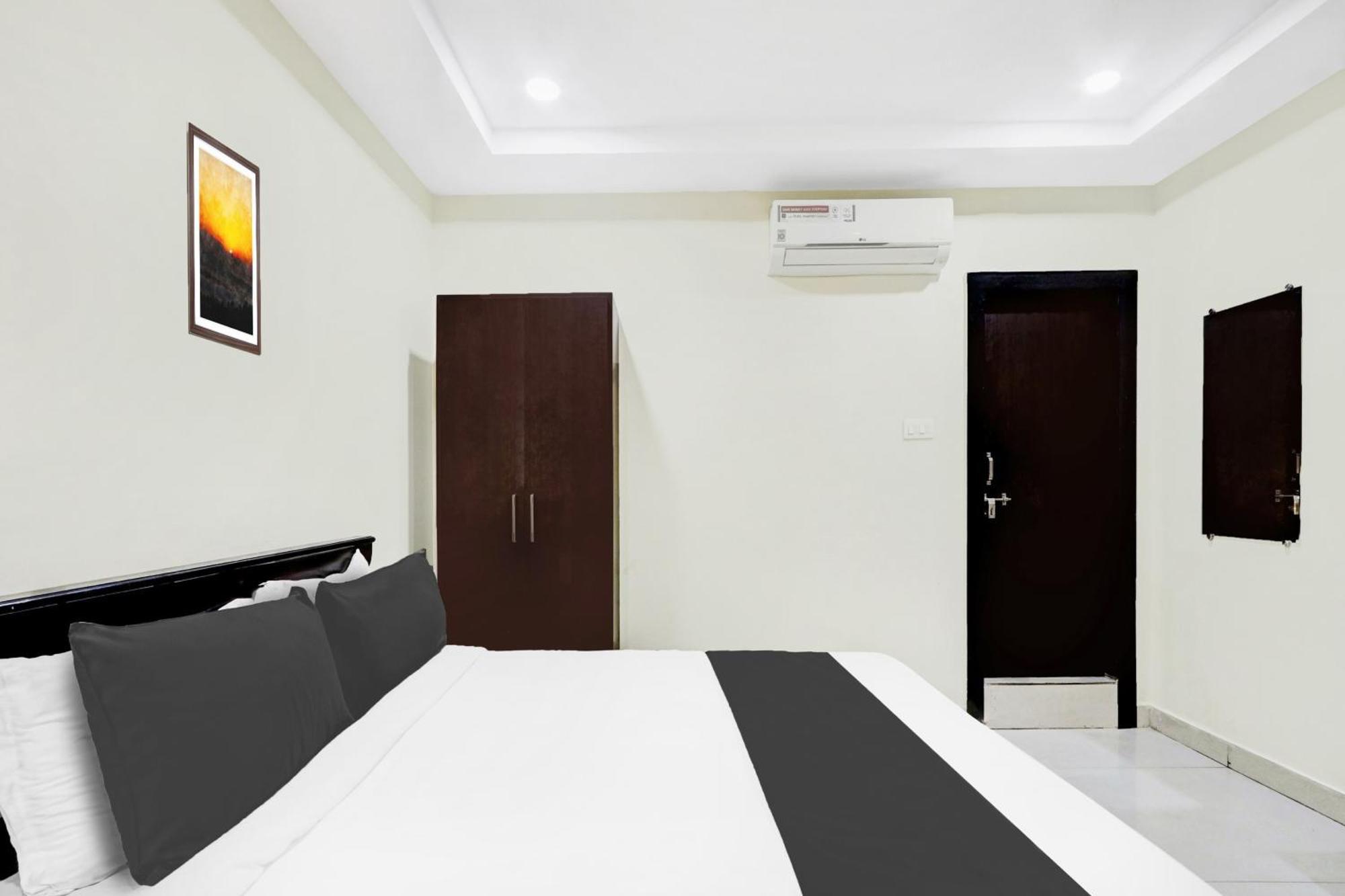 Super Townhouse Daba Garden Road Visakhapatnam Exterior foto